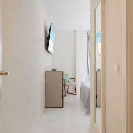 Espacioso Y Encantador En Gaviotas Apartment Marbella
